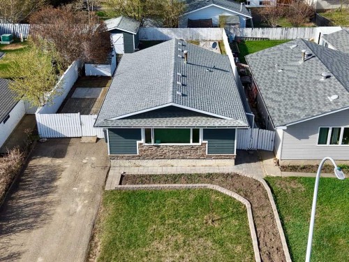 9618 80 Avenue, Peace River, AB - Outdoor With Exterior