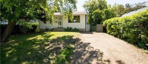 9321 101 Avenue  Grande Prairie, AB T8W 0W5