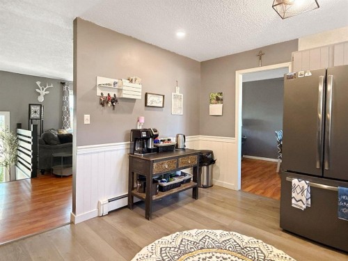 11002 Hoppe Avenue, Grande Cache, AB - Indoor