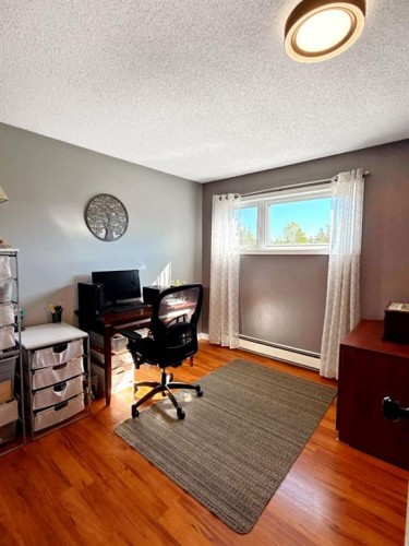 11002 Hoppe Avenue, Grande Cache, AB - Indoor Photo Showing Other Room