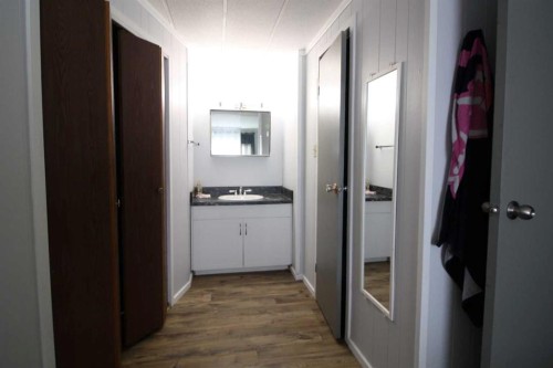 10306 101 Avenue, High Level, AB - Indoor