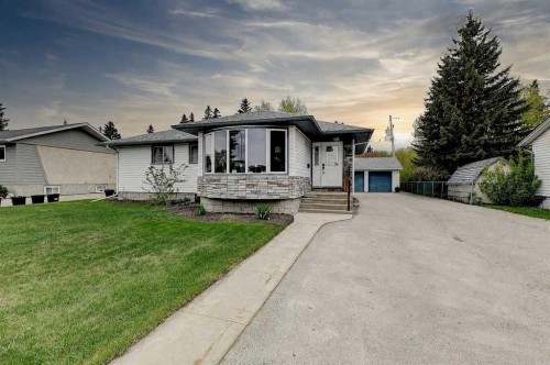 10015 89 Avenue  Grande Prairie, AB T8V 0E2