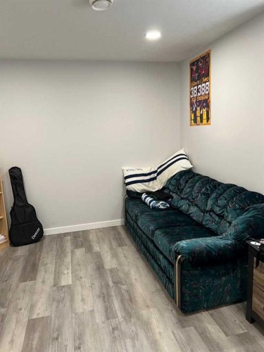 826 3Rd Avenue, Beaverlodge, AB - Indoor
