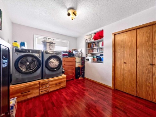 107078 Range Road 144, Rural Mackenzie County, AB - Indoor Photo Showing Laundry Room