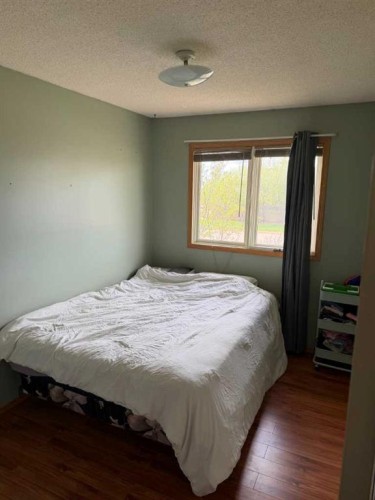 5311 50 Avenue, Grimshaw, AB - Indoor Photo Showing Bedroom