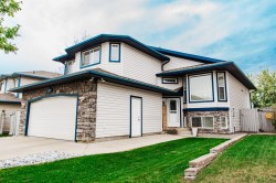 118 Pinnacle Way Grande Prairie, AB T8W 2N9