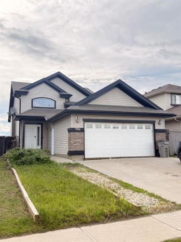 9106 Willow Drive, Grande Prairie, AB 