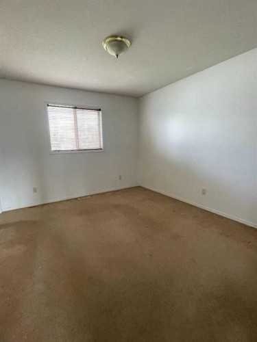 12 Bison Crescent, High Level, AB - Indoor Photo Showing Other Room