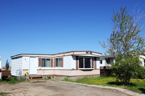 11906 98 Street  Grande Prairie, AB T8V 5H2