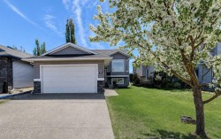 11 Pinnacle Road Grande Prairie, AB T8W 0A9