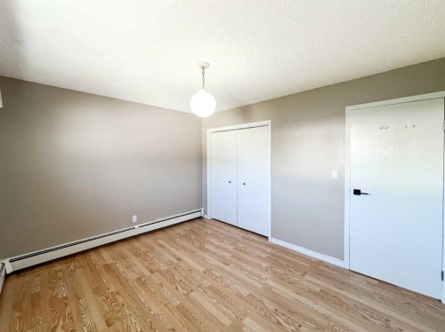 107 4 Avenue Sw, Falher, AB - Indoor Photo Showing Other Room