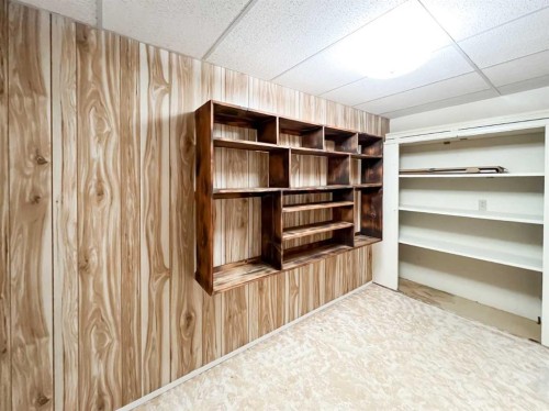 107 4 Avenue Sw, Falher, AB - Indoor