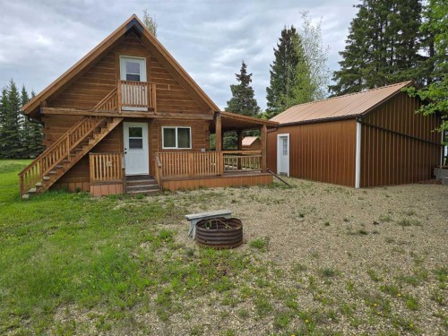 5017 50 Avenue, Berwyn, AB - Outdoor With Deck Patio Veranda
