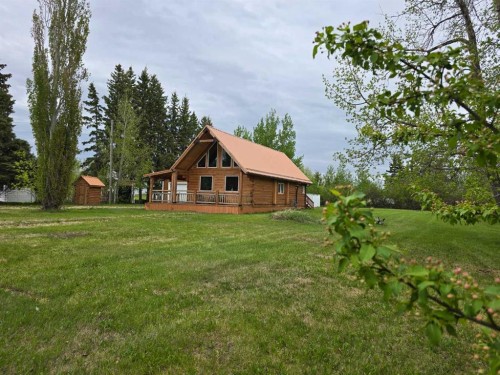 5017 50 Avenue, Berwyn, AB - Outdoor