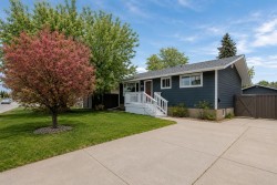9905 92 Avenue Grande Prairie, AB T8V 0H7