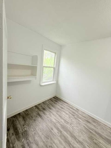 10124 104 Avenue, Peace River, AB - Indoor Photo Showing Other Room