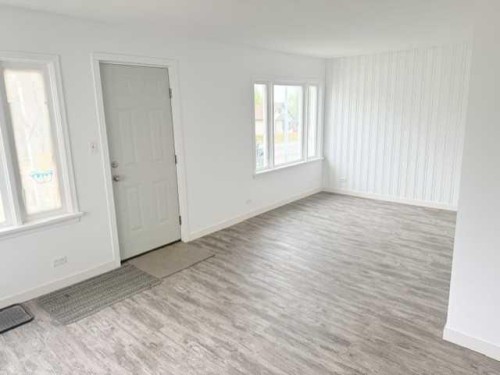 10124 104 Avenue, Peace River, AB - Indoor Photo Showing Other Room