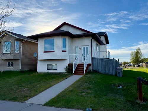 194 Pinnacle Drive  Grande Prairie, AB T8W 2Z3