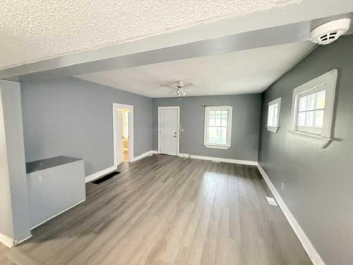10030 102 Street, Peace River, AB - Indoor Photo Showing Other Room