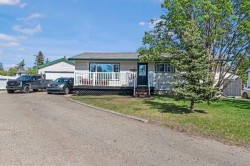 9811 95 Street Grande Prairie, AB T8V 1Z3