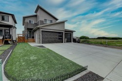 9054 81 Avenue Grande Prairie, AB T8X 0P2
