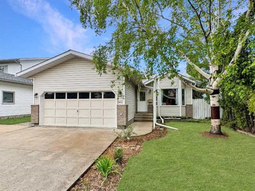 9413 64 Avenue  Grande Prairie, AB T8W 1B4