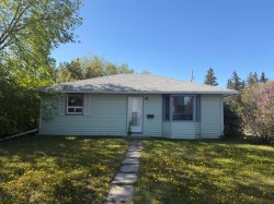 9657 Hillcrest Drive Grande Prairie, AB T8V 1A9