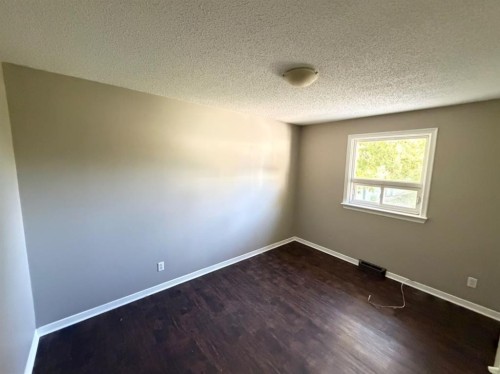 9657 Hillcrest Drive, Grande Prairie, AB - Indoor Photo Showing Other Room