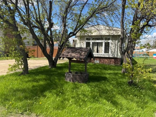120 3 Avenue Sw, Falher, AB 
