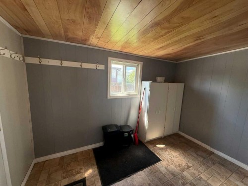 120 3 Avenue Sw, Falher, AB 