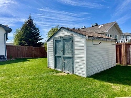 11345 110 Avenue Crescent, Fairview, AB - Outdoor