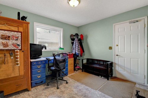 8002 103 Street, Grande Prairie, AB - Indoor