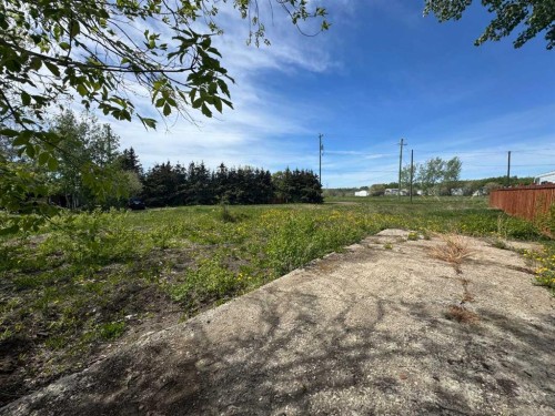1119 7Th Avenue, Beaverlodge, AB 