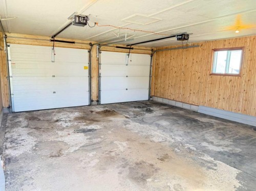 5027 46 Avenue, Spirit River, AB 