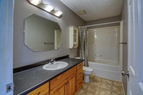 10312B 103 Street, Hythe, AB 