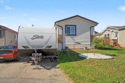 9530 112 Avenue  Clairmont, AB T8X 5C3