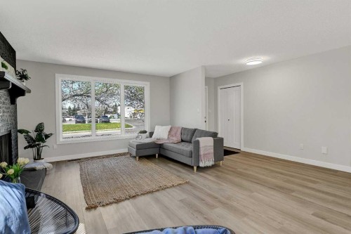 6625 Poplar Drive, Grande Prairie, AB 