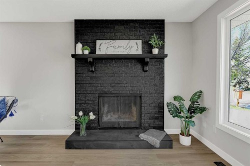 6625 Poplar Drive, Grande Prairie, AB 