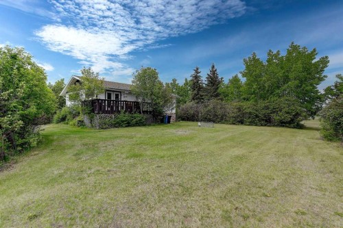 710 8Th Avenue West, Beaverlodge, AB - Outdoor With Deck Patio Veranda