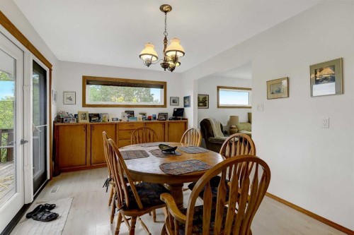 710 8Th Avenue West, Beaverlodge, AB - Indoor Photo Showing Dining Room