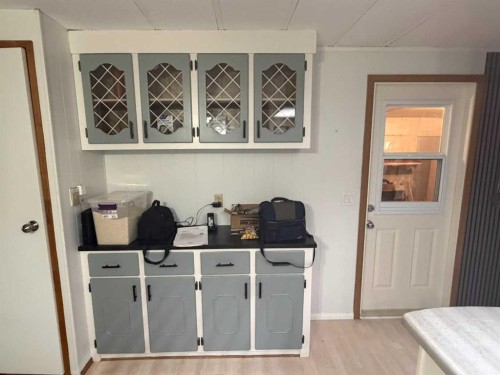 436 1 Street Sw, Falher, AB - Indoor Photo Showing Other Room