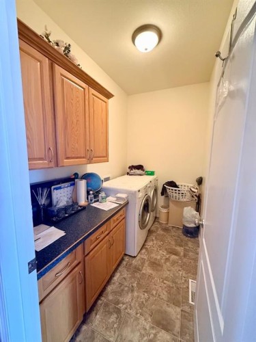 10612 97 Ave, La Crete, AB 