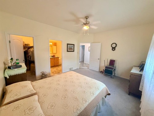 10612 97 Ave, La Crete, AB 