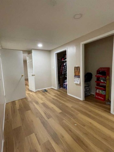10409 106 Street, High Level, AB - Indoor