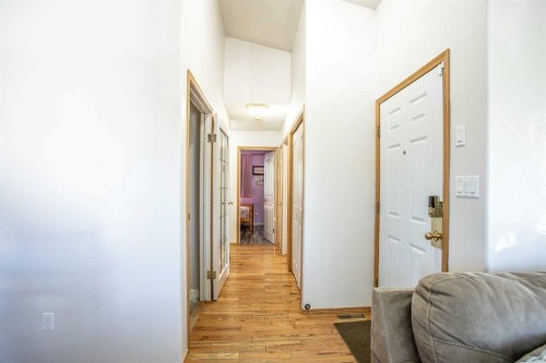 10415 106 Street, High Level, AB - Indoor