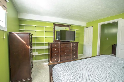 10415 106 Street, High Level, AB - Indoor