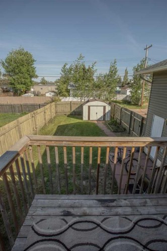 10415 106 Street, High Level, AB - Outdoor