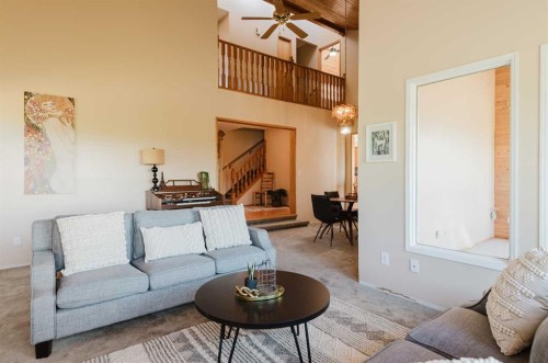 80057 712 Township, Wembley, AB - Indoor Photo Showing Living Room