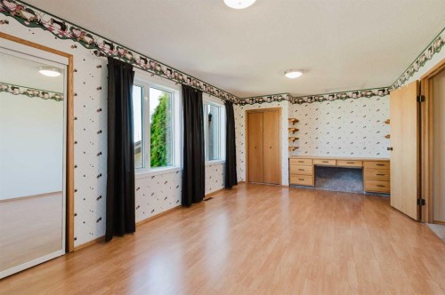 80057 712 Township, Wembley, AB - Indoor Photo Showing Other Room