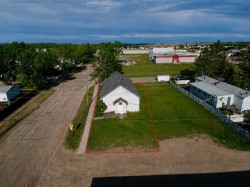 9832 99 Street Wembley, AB T0H 3S0